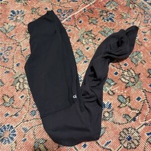 ALO Black Goddess Leggings